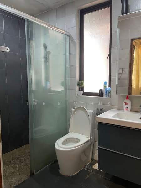 Eastern Lagoon I, 212 Upper East Coast Road, 2 Bedrooms, 1,066 sqft, Condominium For Rent, by Lee Kim Buk, 25063717 - PropertyGuru.com.sg