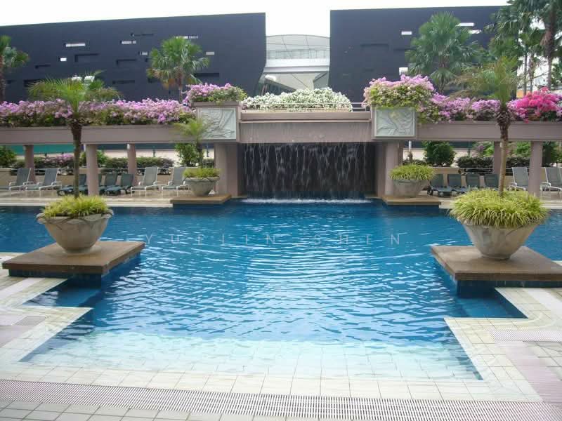 Burlington Square, 175 Bencoolen Street, Room Rental, 250 sqft, Apartment For Rent, by Yuelin Shen, 25065156 - PropertyGuru.com.sg
