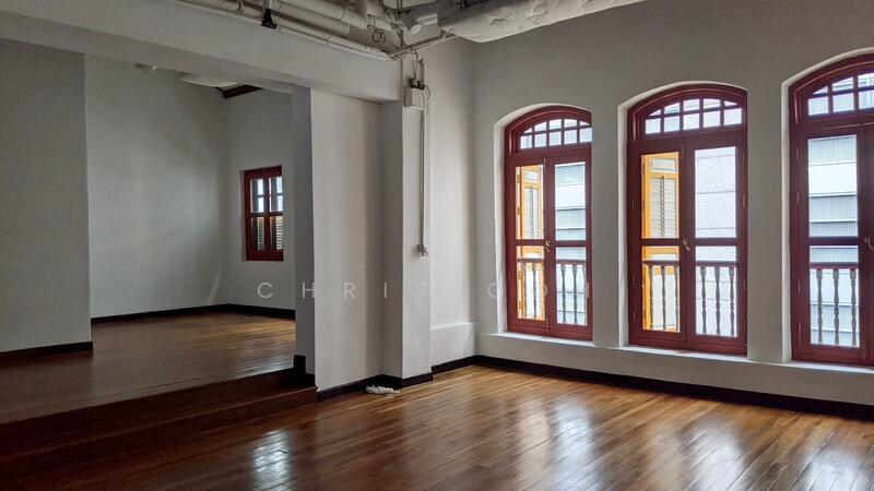 ⭐️ office in town near mrt, 44/44A Pekin Street, 2,131 sqft, Office For Rent, by Chris Goh, 25065595 - CommercialGuru.com.sg