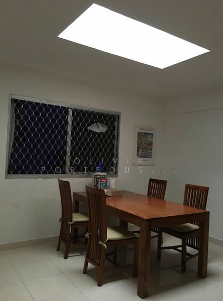 Yarrow Garden Estate, Yarrow Garden, 3 Bedrooms, 1,500 sqft, Terraced House For Rent, by Olivia Porteous 彭逸裳, 25065950 - PropertyGuru.com.sg