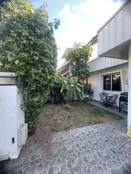 Yarrow Garden Estate, Yarrow Garden, 3 Bedrooms, 1,500 sqft, Terraced House For Rent, by Olivia Porteous 彭逸裳, 25065950 - PropertyGuru.com.sg