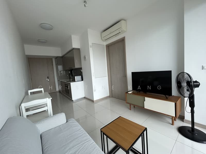 J Gateway, 2 Gateway Drive, 1 Bedroom, 474 sqft, Condominium For Rent, by Christine Kang, 25066473 - PropertyGuru.com.sg
