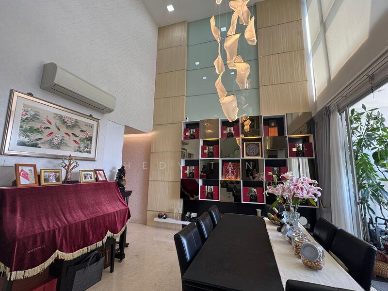 For Sale - The Lakeshore