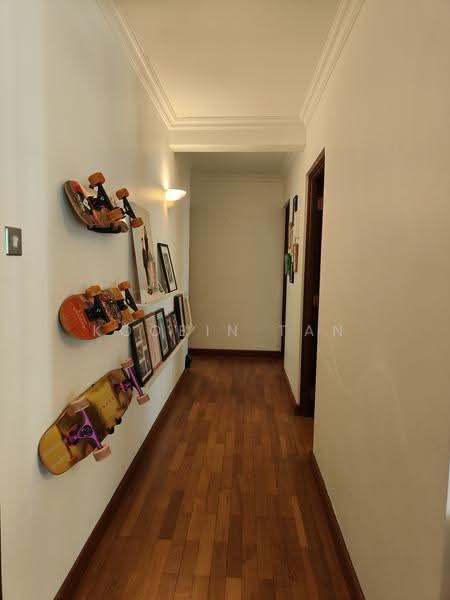 Hullet Rise, 6 Hullet Road, Orchard / River Valley, 3 Bedrooms, 1,184 sqft, Condominium For Rent, by Koobin Tan, 25067321 - Corridor - PropertyGuru.com.sg