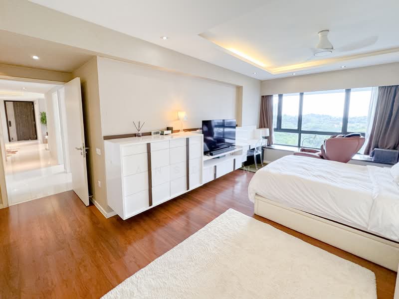 The Interlace, 226 Depot Road, 3 Bedrooms, 1,464 sqft, Condominium For Rent, by Hansen Ng, 25067808 - Master Bedroom - PropertyGuru.com.sg