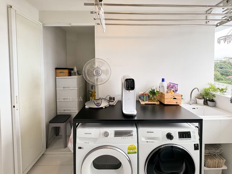 The Interlace, 226 Depot Road, 3 Bedrooms, 1,464 sqft, Condominium For Rent, by Hansen Ng, 25067808 - Yard & Store room - PropertyGuru.com.sg
