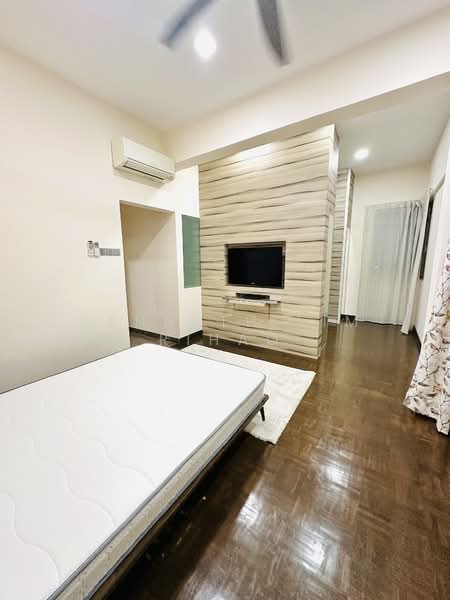 The Baycourt, 461A Upper East Coast Road, Room Rental, 100 sqft, Condominium For Rent, by Kenneth Lim Rihao, 25068543 - PropertyGuru.com.sg