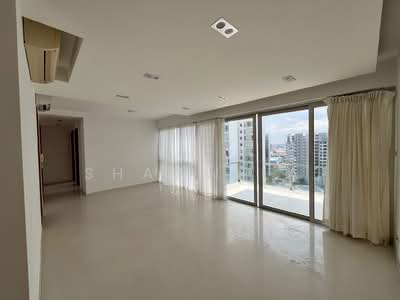 For Rent - The Sea View