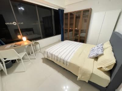 For Rent - International Plaza