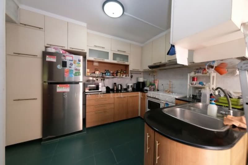 132 Clarence Lane, 132 Clarence Lane, 4 Bedrooms, 1,431 sqft, HDB Flat For Rent, by Shanel Liew, 25069226 - PropertyGuru.com.sg