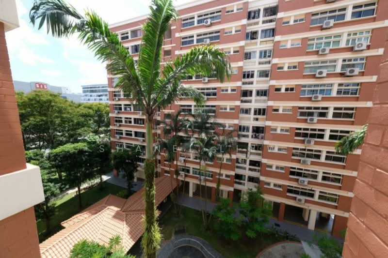132 Clarence Lane, 132 Clarence Lane, 4 Bedrooms, 1,431 sqft, HDB Flat For Rent, by Shanel Liew, 25069226 - PropertyGuru.com.sg