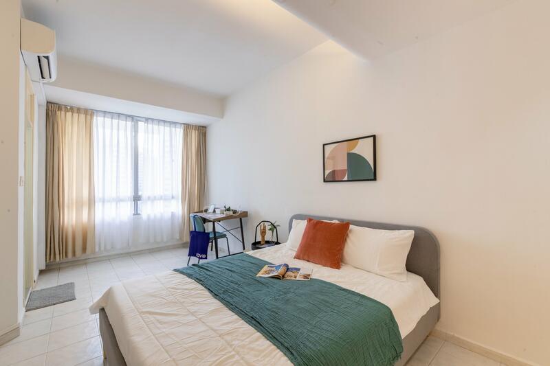 Elizabeth Heights, 57 Cairnhill Road, Room Rental, 161 sqft, Condominium For Rent, by Cove, 25069685 - Blue room - master - PropertyGuru.com.sg