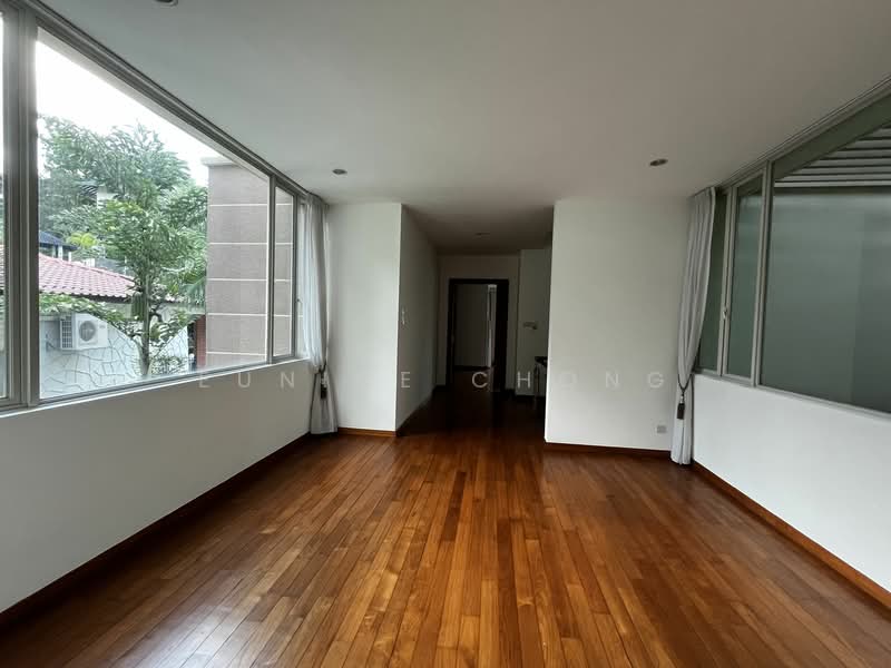 Namly Crescent, Namly Crescent, 5 Bedrooms, 4,400 sqft, Semi-Detached House For Rent, by Eunice Chong, 25071807 - Bright and spacious family area on 2nd floor - PropertyGuru.com.sg