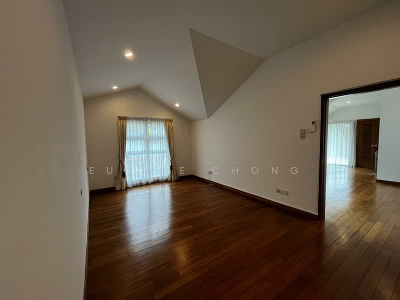 Namly Crescent, Namly Crescent, 5 Bedrooms, 4,400 sqft, Semi-Detached House For Rent, by Eunice Chong, 25071807 - Attic room on third floor - PropertyGuru.com.sg