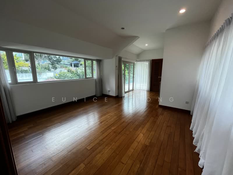 Namly Crescent, Namly Crescent, 5 Bedrooms, 4,400 sqft, Semi-Detached House For Rent, by Eunice Chong, 25071807 - Nice family area with roof terrace - PropertyGuru.com.sg