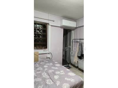 For Rent - 249 Jurong East Street 24