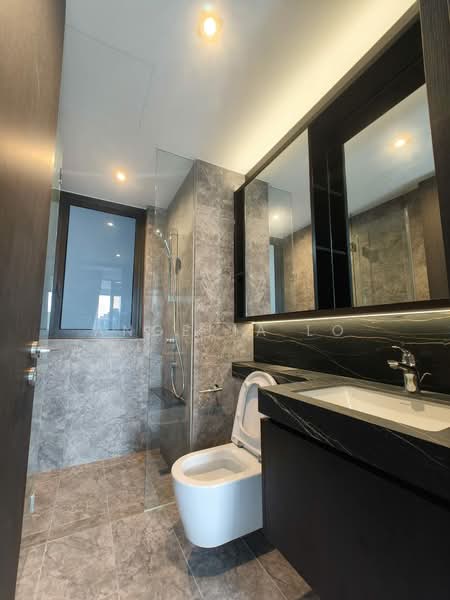 Hyll on Holland, 91 Holland Road, 2 Bedrooms, 700 sqft, Condominium For Sale, by Angelia Lo, 25072327 - PropertyGuru.com.sg