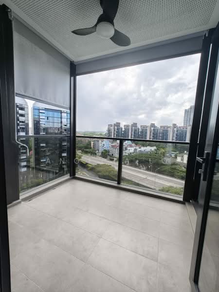 Hyll on Holland, 91 Holland Road, 2 Bedrooms, 700 sqft, Condominium For Sale, by Angelia Lo, 25072327 - PropertyGuru.com.sg