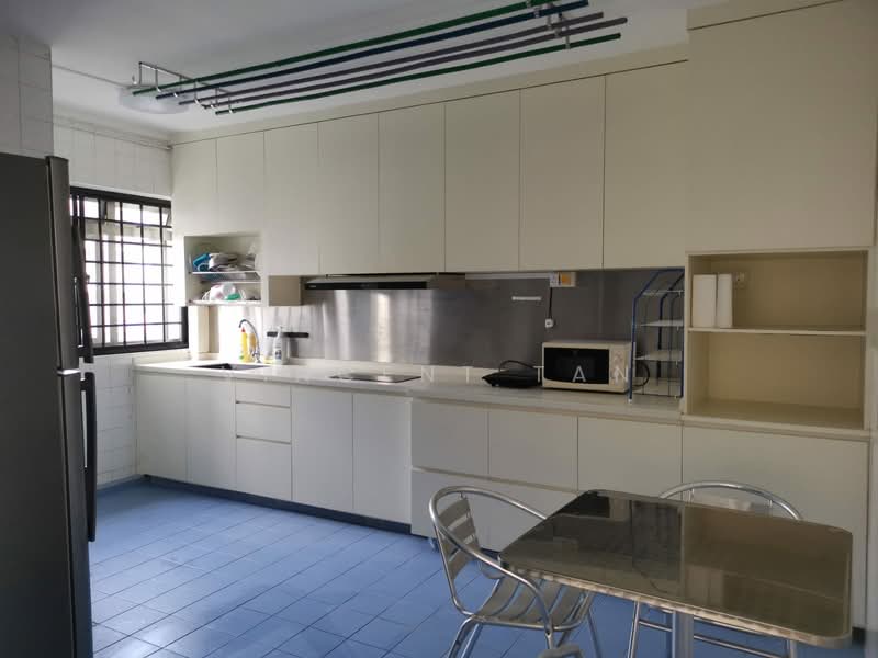 460 Hougang Avenue 10, 460 Hougang Avenue 10, 3 Bedrooms, 1,184 sqft, HDB Flat For Rent, by Vincent Tan, 25073026 - PropertyGuru.com.sg