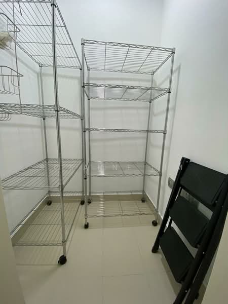 Sims Edge, 1 Geylang East Avenue 2, 1 Bedroom, 406 sqft, Condominium For Rent, by Rosanne Lim, 25073376 - Utility Room - PropertyGuru.com.sg