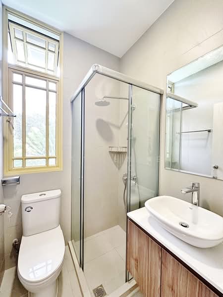 Orange Regency, 101 Fernhill Road, 4 Bedrooms, 2,433 sqft, Apartment For Rent, by Lawrence Hong, 25073749 - PropertyGuru.com.sg