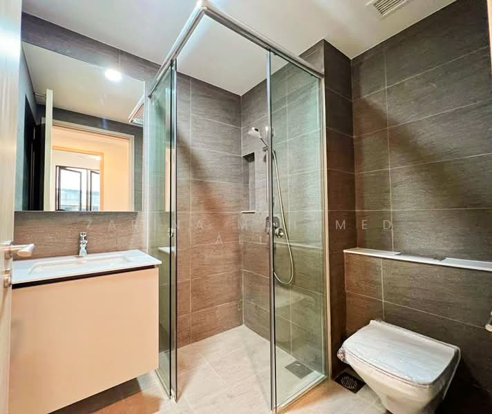 Sengkang Grand Residences, 76 Compassvale Bow, 2 Bedrooms, 764 sqft, Condominium For Rent, by Zarina Mohamed Ali, 25073778 - PropertyGuru.com.sg