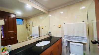 For Sale - Kembangan mrt freehold 3 storeys move in condition