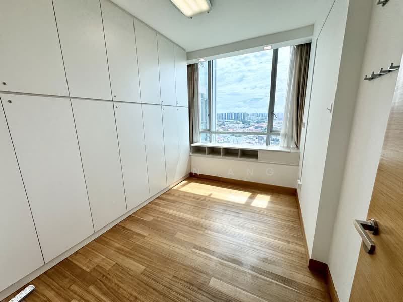 One Amber, 3 Amber Gardens, 4 Bedrooms, 1,658 sqft, Condominium For Rent, by Jason Ang, 25074707 - Common bedroom - PropertyGuru.com.sg