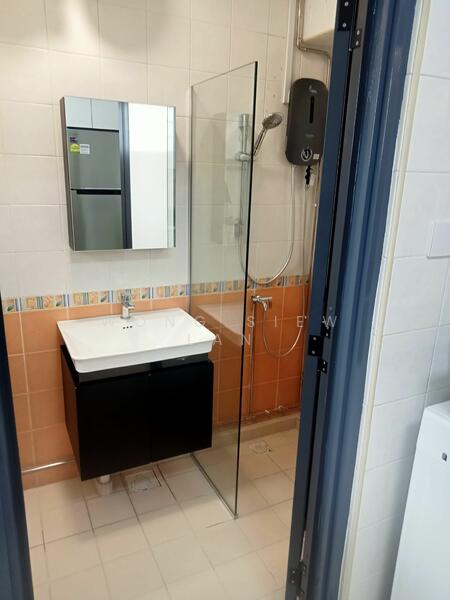 87 Telok Blangah Heights, 87 Telok Blangah Heights, Room Rental, 100 sqft, HDB Flat For Rent, by Wong Siew Lan, 25075011 - PropertyGuru.com.sg