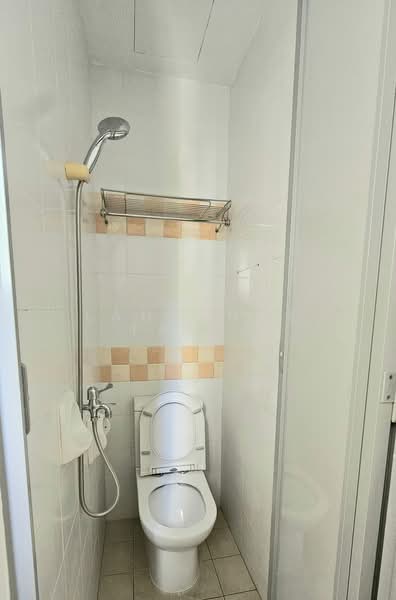 Cote D'Azur, 60 Marine Parade Road, 3 Bedrooms, 1,389 sqft, Condominium For Rent, by Laurence Tania, 25075416 - PropertyGuru.com.sg