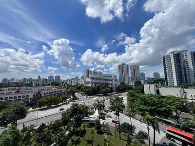 For Rent - 301 Jurong East Street 32