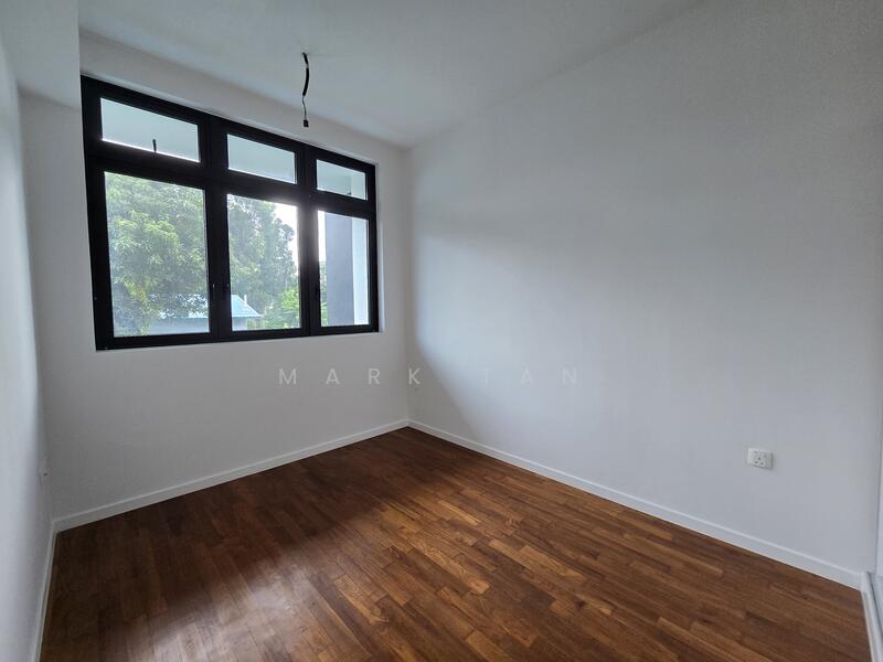 For Sale - Kovan Jewel