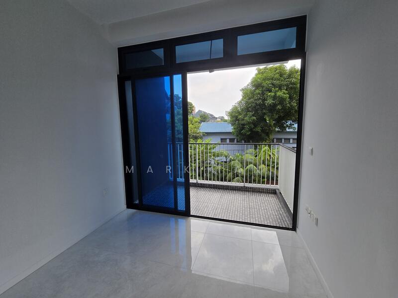 For Sale - Kovan Jewel