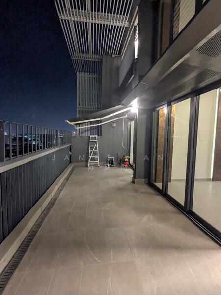 For Rent - The Lakefront Residences
