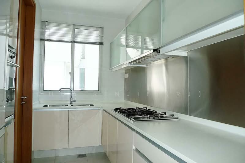 The Sea View, 37 Amber Road, 3 Bedrooms, 1,216 sqft, Condominium For Rent, by Chua RenJie (RJ), 25077081 - PropertyGuru.com.sg