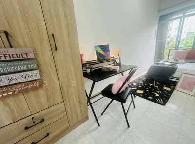 For Rent - Emerald Park