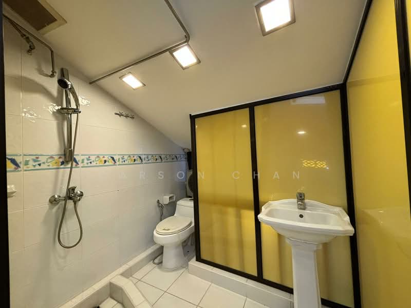 For Rent - Neil Road