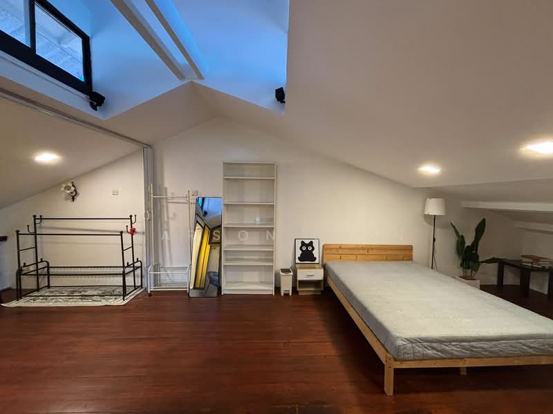 For Rent - Neil Road