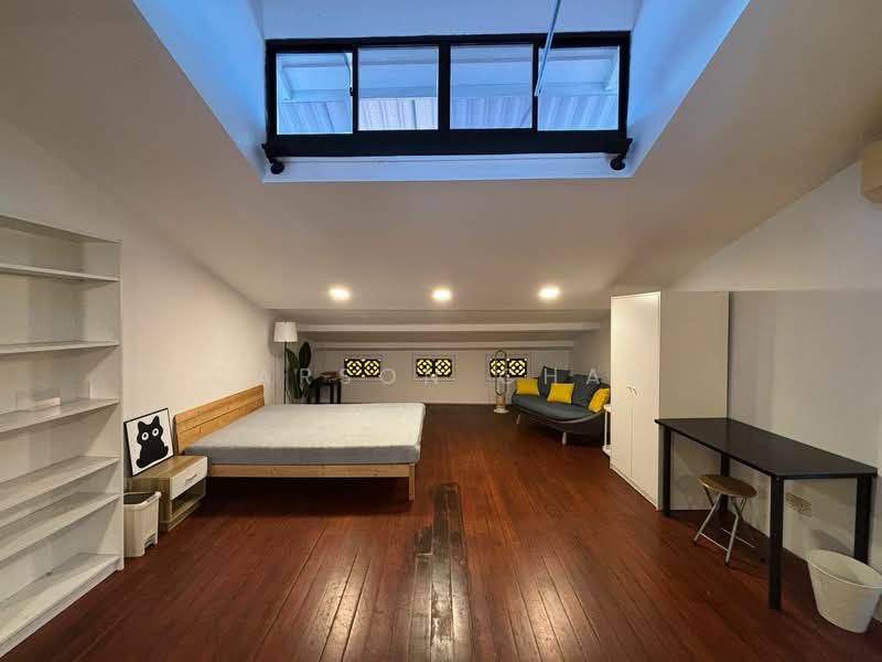 For Rent - Neil Road