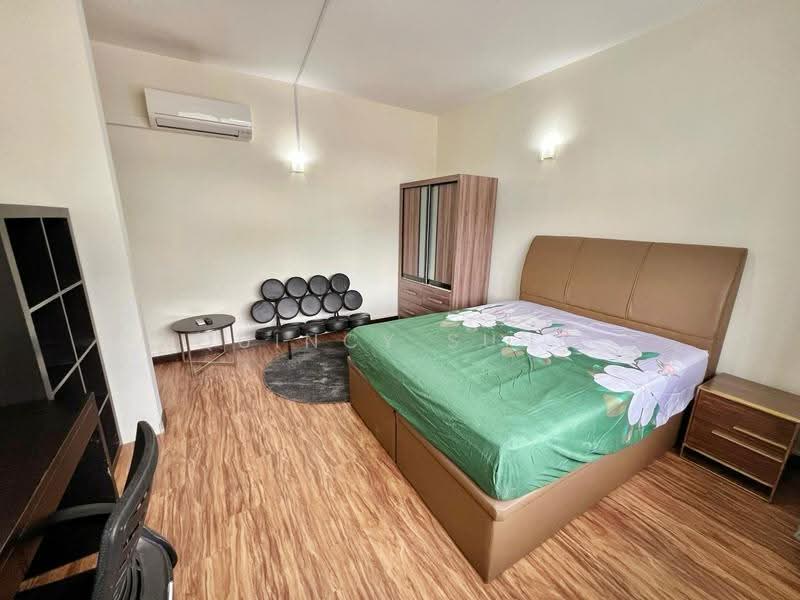 Lloyd Court, 40 Lloyd Road, Orchard / River Valley, Room Rental, 250 sqft, Condominium For Rent, by Quincy Sung, 25079064 - PropertyGuru.com.sg