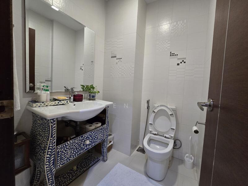 Mandarin Gardens, 1 Siglap Road, 3 Bedrooms, 1,873 sqft, Condominium For Rent, by Vivien Loi, 25079172 - PropertyGuru.com.sg