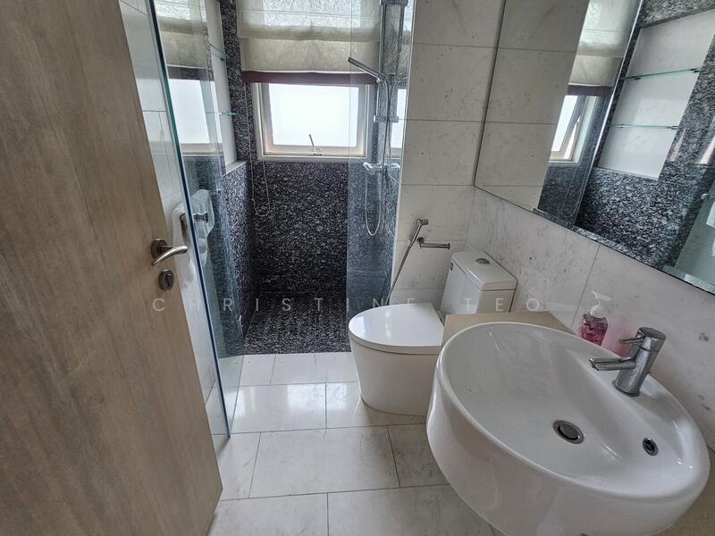 The Botanic on Lloyd, 25 Lloyd Road, 4 Bedrooms, 2,077 sqft, Condominium For Rent, by Christine Teo, 25079382 - PropertyGuru.com.sg