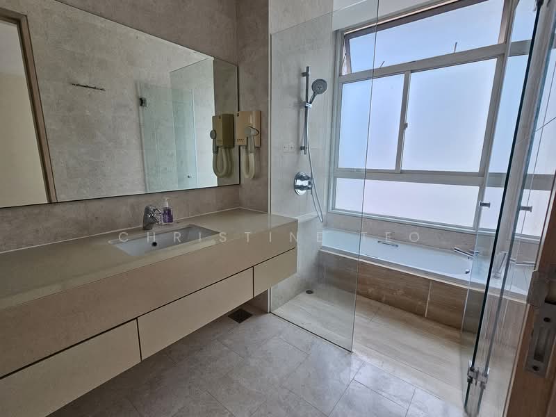 The Botanic on Lloyd, 25 Lloyd Road, 4 Bedrooms, 2,077 sqft, Condominium For Rent, by Christine Teo, 25079382 - PropertyGuru.com.sg