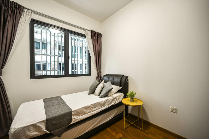 For Rent - Rezi 3Two