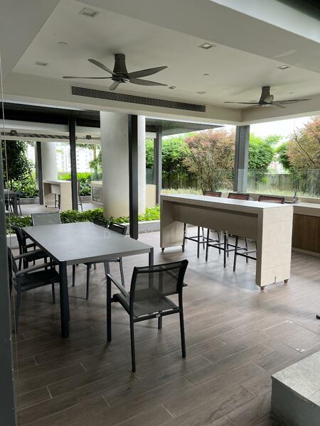 The Hillier, 6 Hillview Rise, 1 Bedroom, 560 sqft, Condominium For Rent, by Adam Peh, 25082213 - PropertyGuru.com.sg