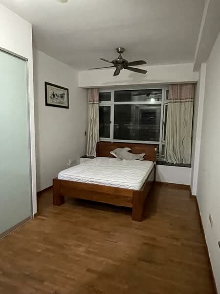 Luxe Ville, 336 Pasir Panjang Road, 3 Bedrooms, 1,281 sqft, Condominium For Rent, by James ., 25082558 - PropertyGuru.com.sg