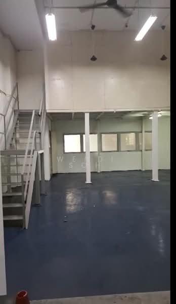 Pioneer Point, 5 Soon Lee Street, 969 sqft, Factory / Workshop (B2) For Rent, by Wendi Soh, 25082887 - CommercialGuru.com.sg
