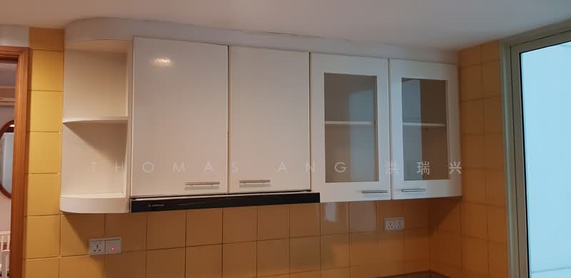 Queens, 12 Stirling Road, 3 Bedrooms, 1,184 sqft, Condominium For Rent, by Thomas Ang, 25083428 - PropertyGuru.com.sg