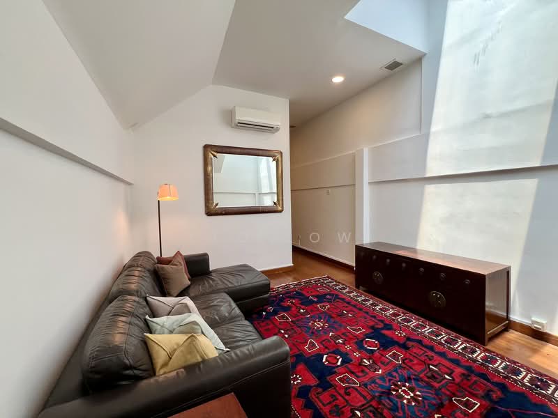 Mountbatten Lodge, 735 Mountbatten Road, 1 Bedroom, 657 sqft, Walk-up Apartment For Rent, by Leo Low, 25083794 - Living Area - PropertyGuru.com.sg