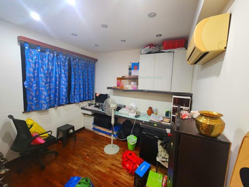 Fernwood Towers, 22 Fernwood Terrace, East Coast / Marine Parade, 3 Bedrooms, 1,195 sqft, Condominium For Rent, by Victor Joel Lin, 25084223 - PropertyGuru.com.sg